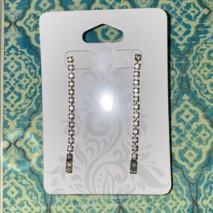 Cute Diamond-Like Dangly Earrings​